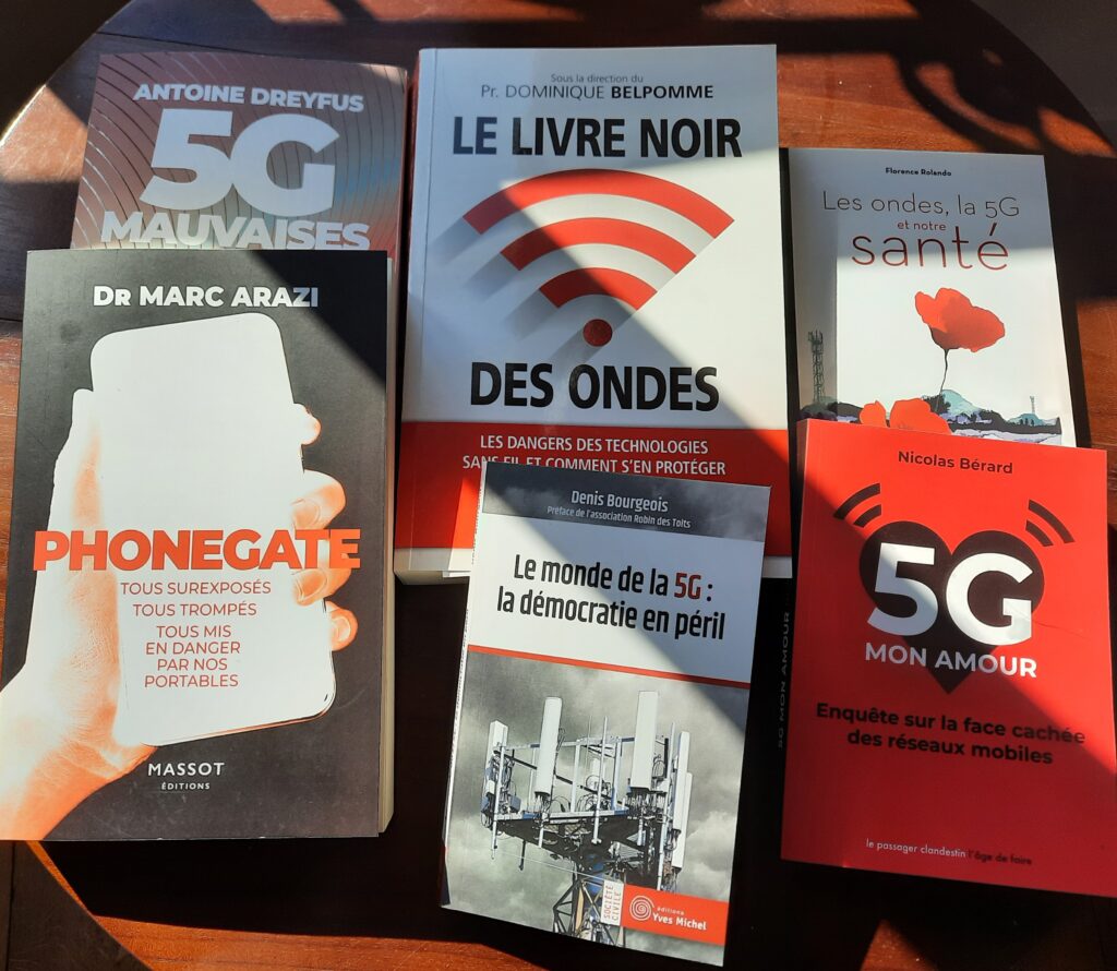 Sélection de livres français parlant du scandale du Phonegate